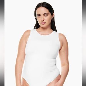 Babaton Contour Muscle Crew-neck Bodysuit